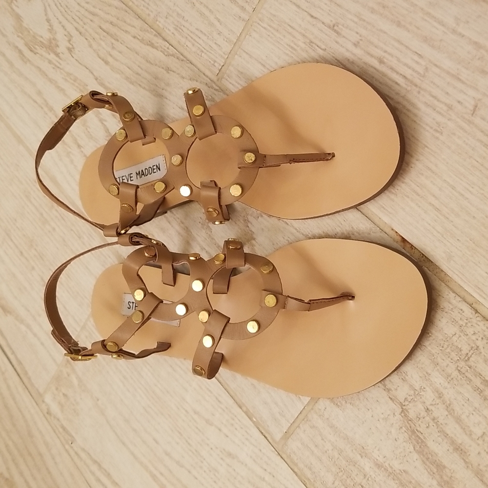 BN Steve Madden Sandals in a Size 9.5